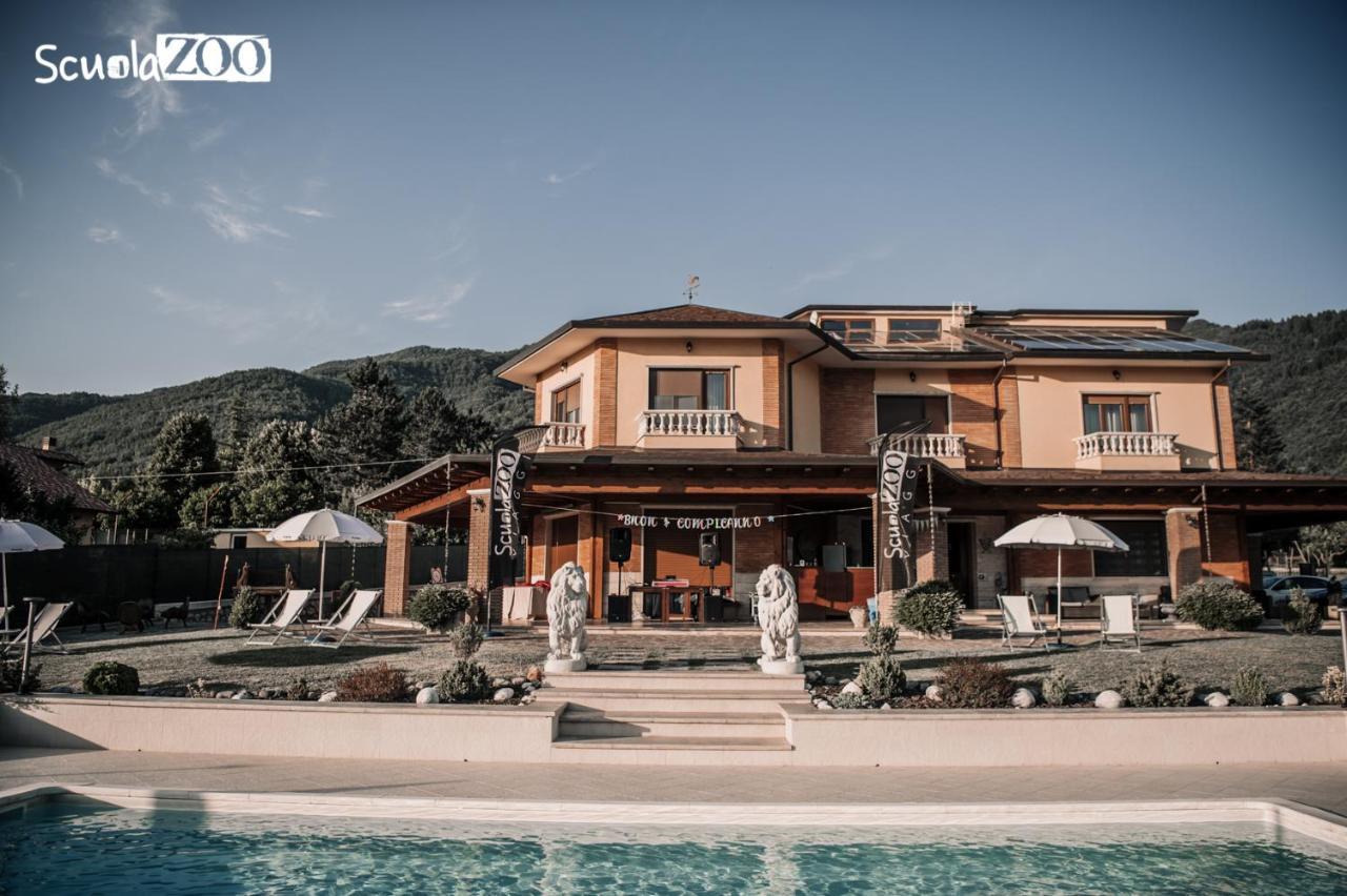La Villa Guest House Capitignano エクステリア 写真